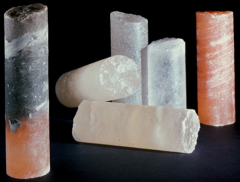 Bohrkerne aus der Erkundung einer Kalisalzlagerst&auml;tte