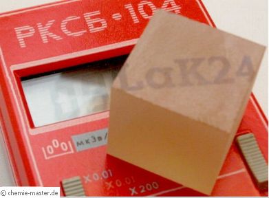 Thoriumoxid enthaltendes Glas