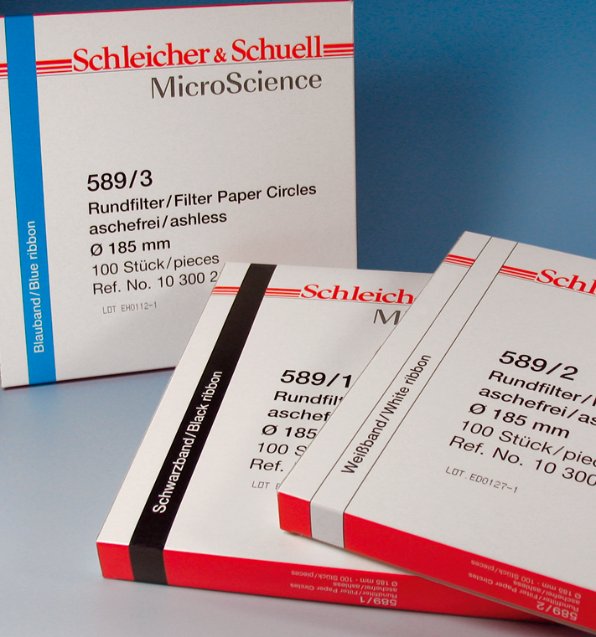 Papierfilter von Schleicher & Schuell mit Bandcodierung